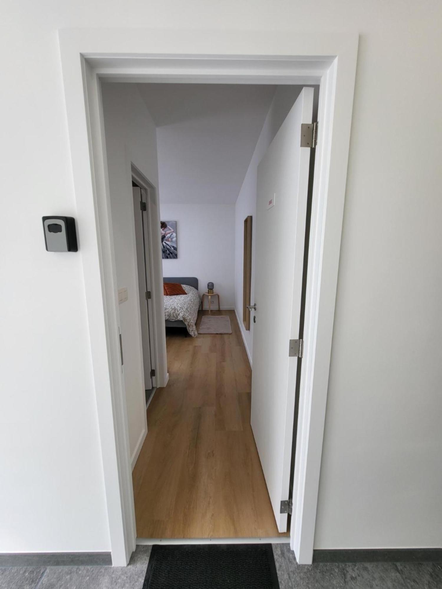 Private Rooms - European Quarter Brussel Bagian luar foto